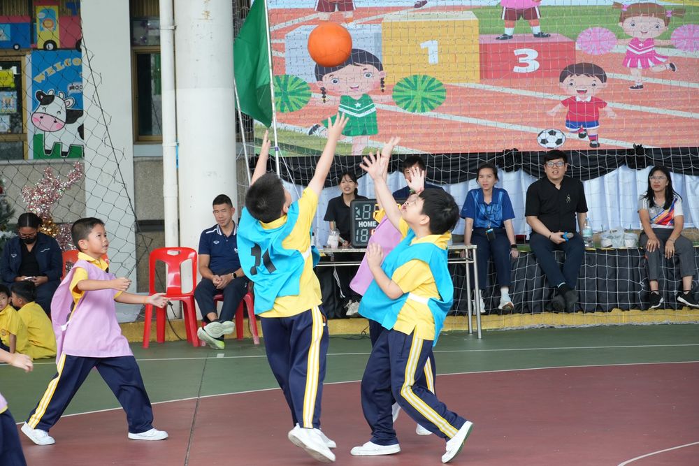 โรงเรียนปรีชานุศาสน์