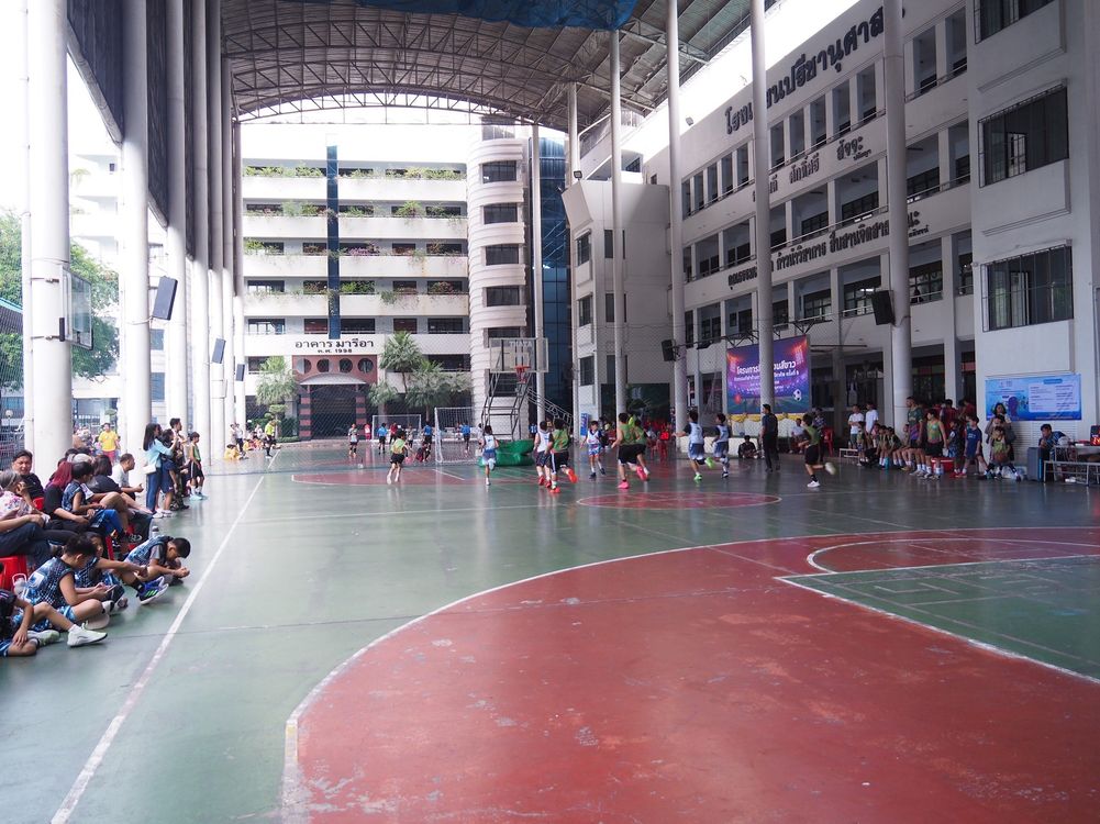 โรงเรียนปรีชานุศาสน์