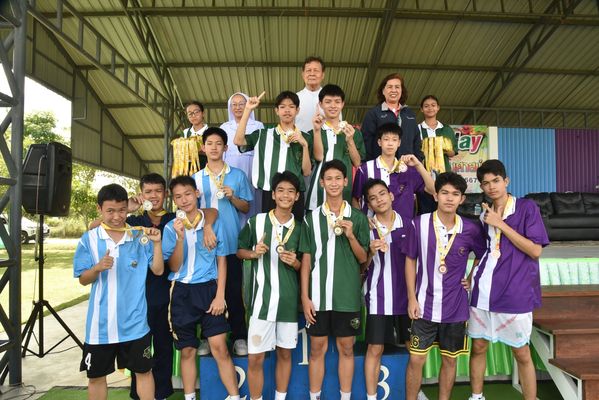 โรงเรียนปรีชานุศาสน์