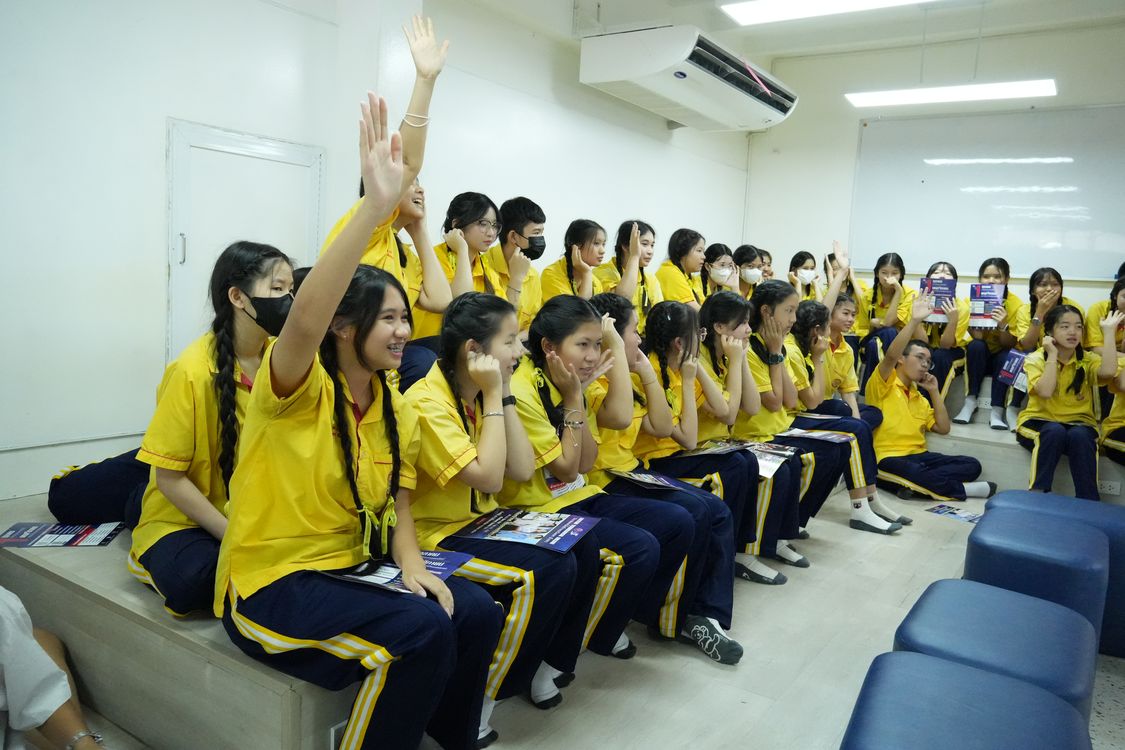 โรงเรียนปรีชานุศาสน์
