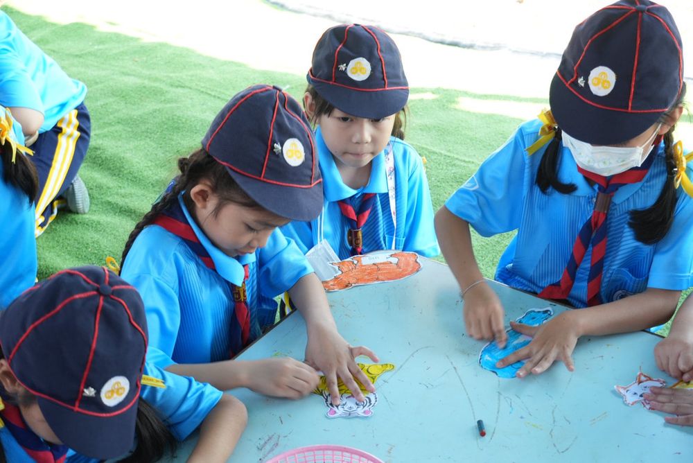 โรงเรียนปรีชานุศาสน์