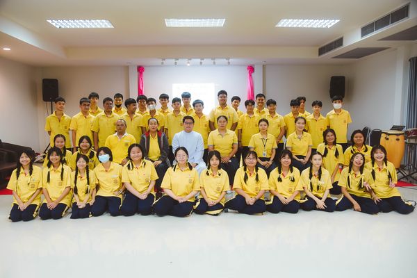 โรงเรียนปรีชานุศาสน์