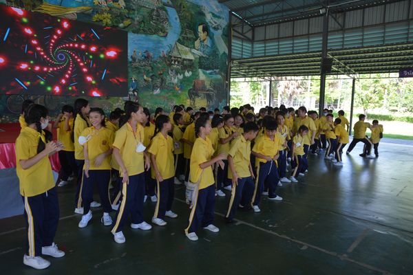 โรงเรียนปรีชานุศาสน์
