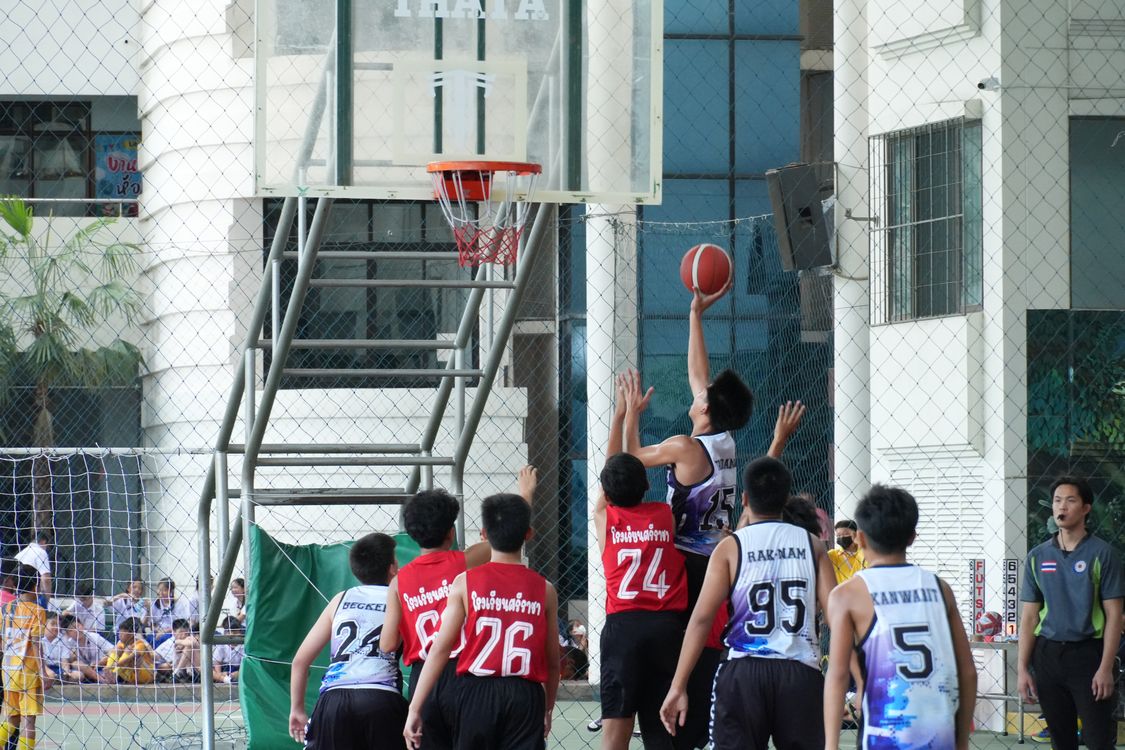 โรงเรียนปรีชานุศาสน์
