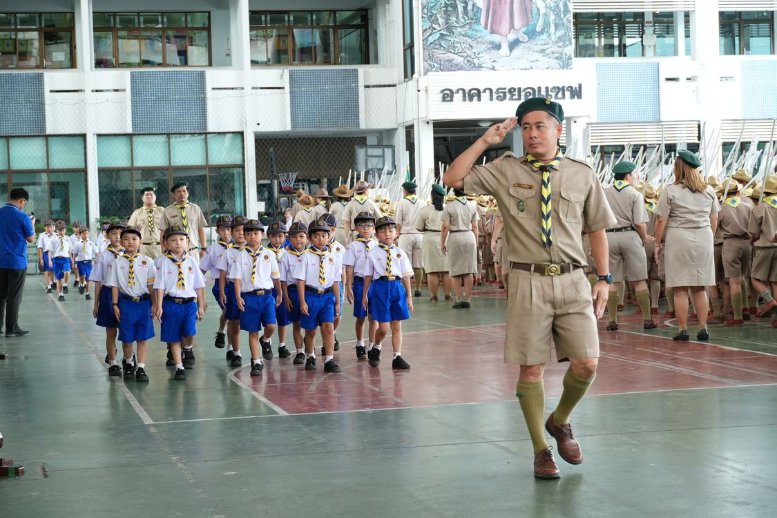 โรงเรียนปรีชานุศาสน์