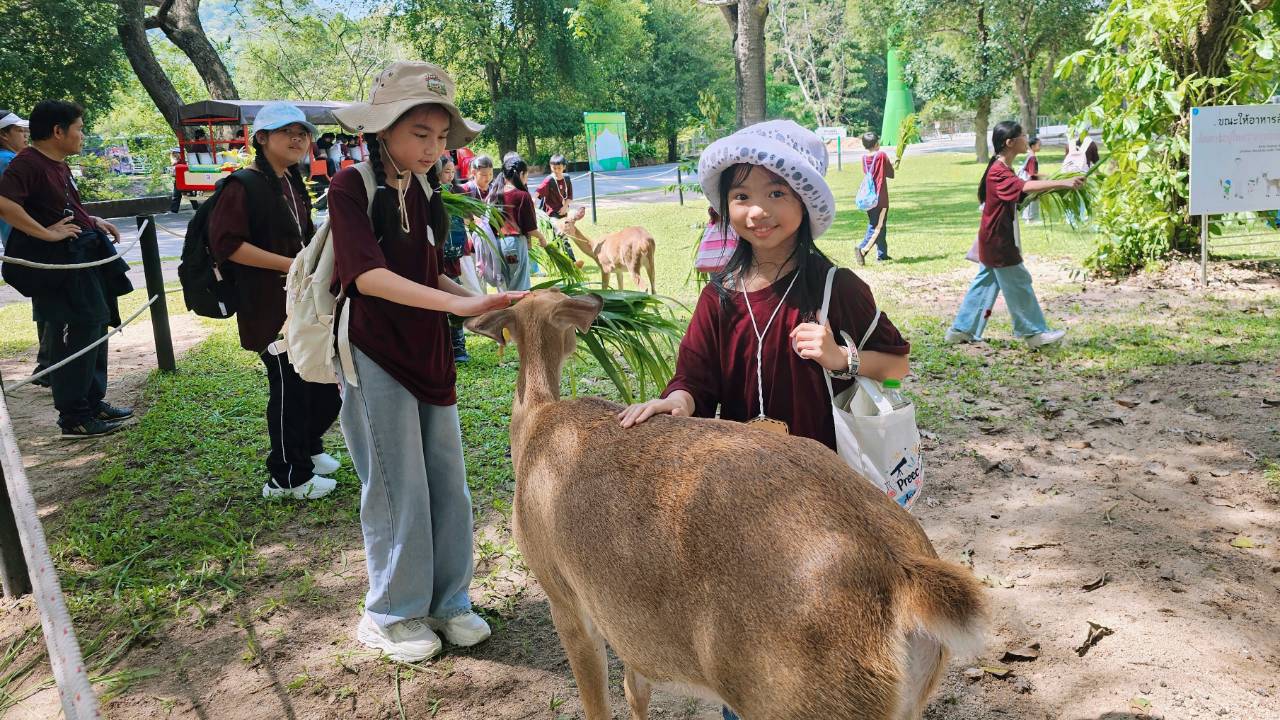 โรงเรียนปรีชานุศาสน์