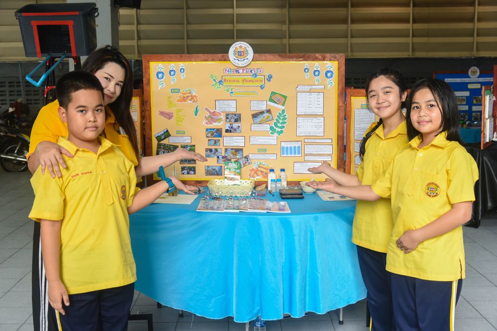 โรงเรียนปรีชานุศาสน์