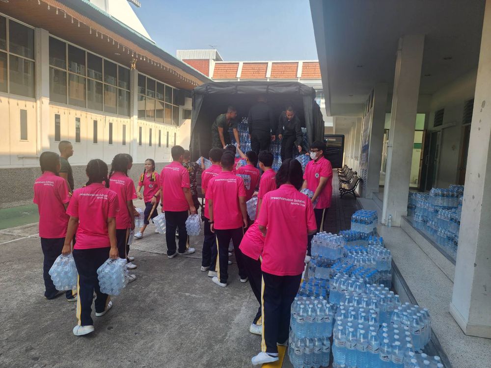 โรงเรียนปรีชานุศาสน์