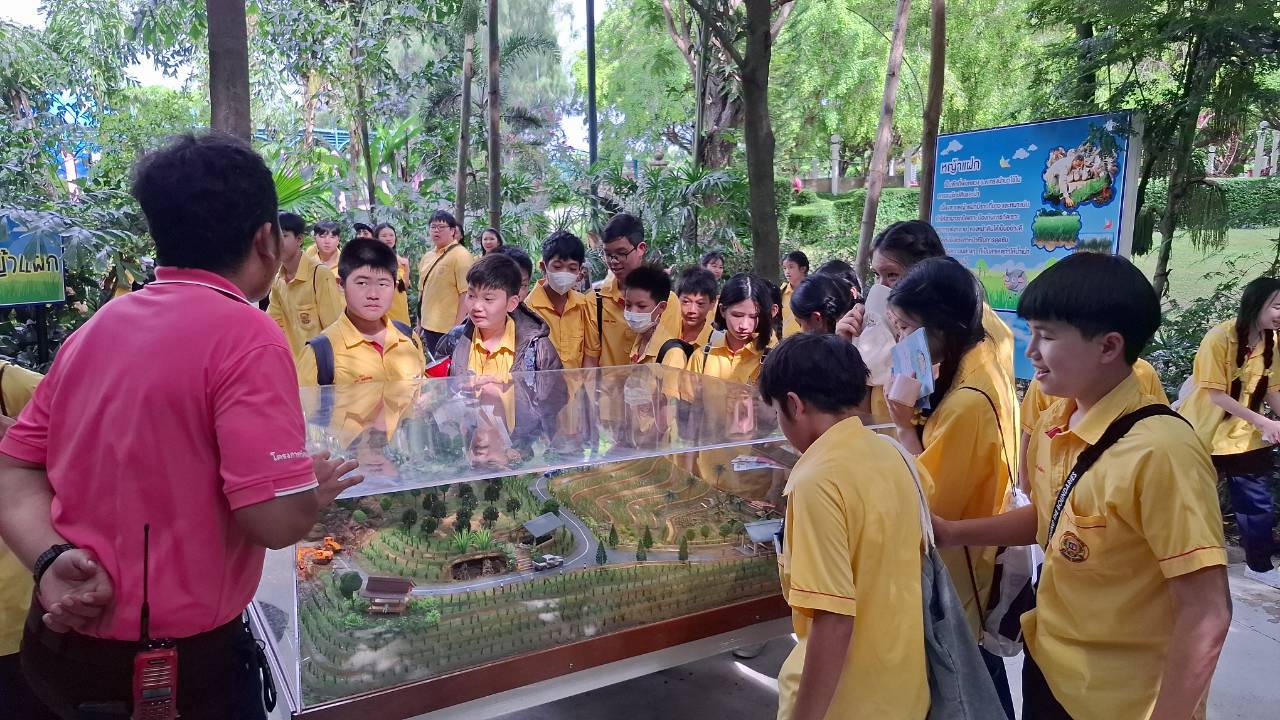 โรงเรียนปรีชานุศาสน์