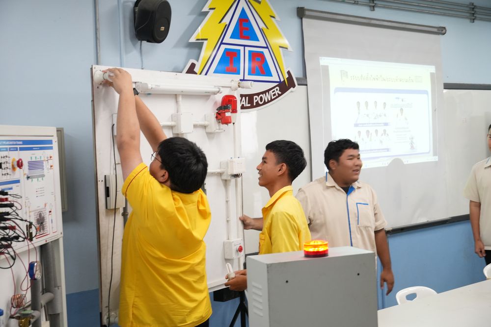 โรงเรียนปรีชานุศาสน์