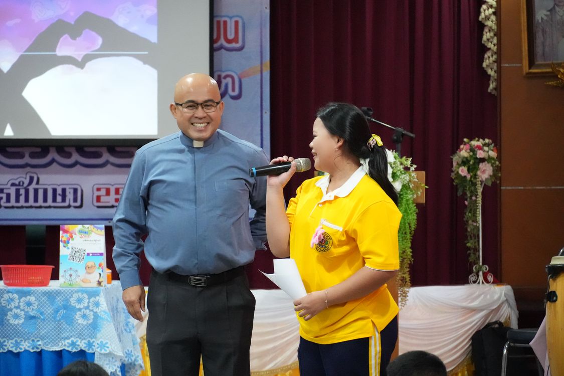 โรงเรียนปรีชานุศาสน์