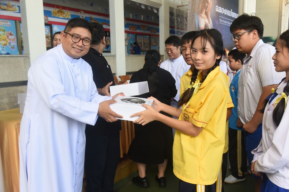 โรงเรียนปรีชานุศาสน์