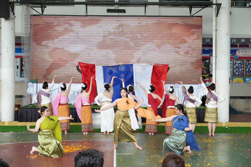 โรงเรียนปรีชานุศาสน์