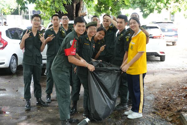 โรงเรียนปรีชานุศาสน์