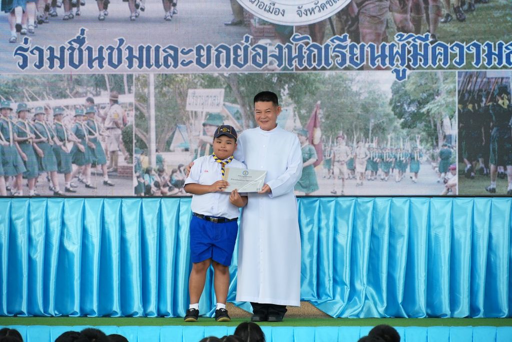 โรงเรียนปรีชานุศาสน์