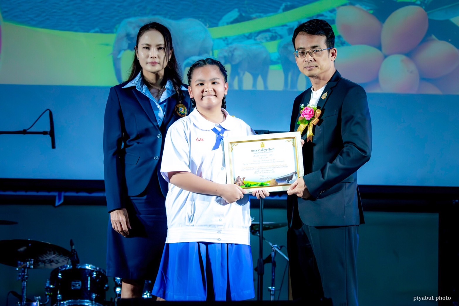 โรงเรียนปรีชานุศาสน์
