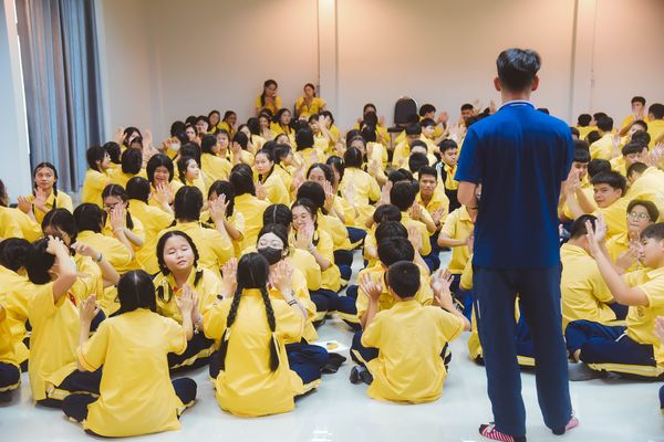 โรงเรียนปรีชานุศาสน์