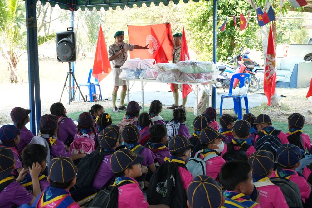 โรงเรียนปรีชานุศาสน์