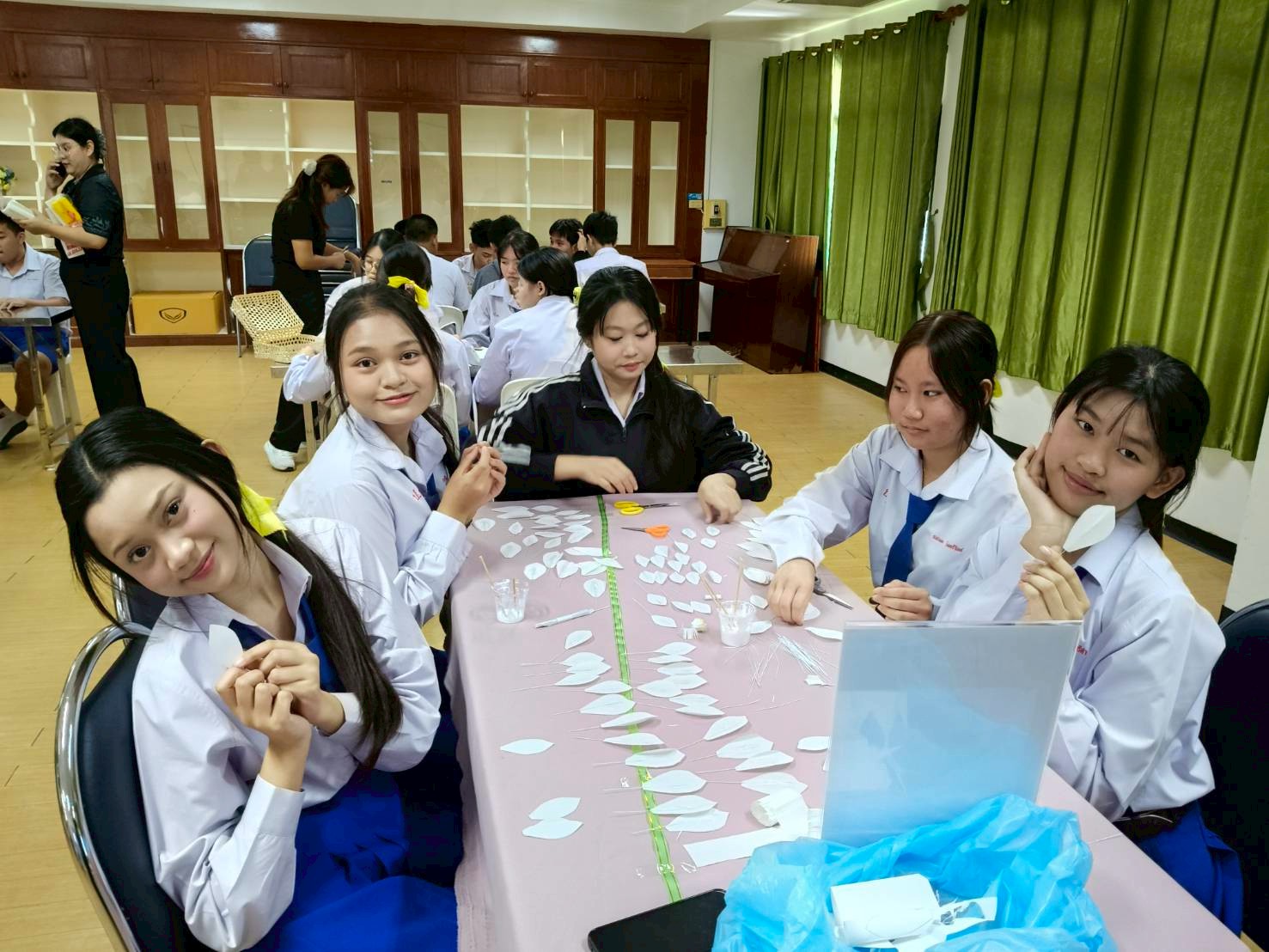 โรงเรียนปรีชานุศาสน์