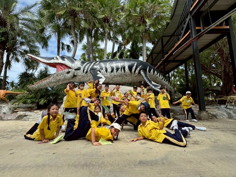 โรงเรียนปรีชานุศาสน์