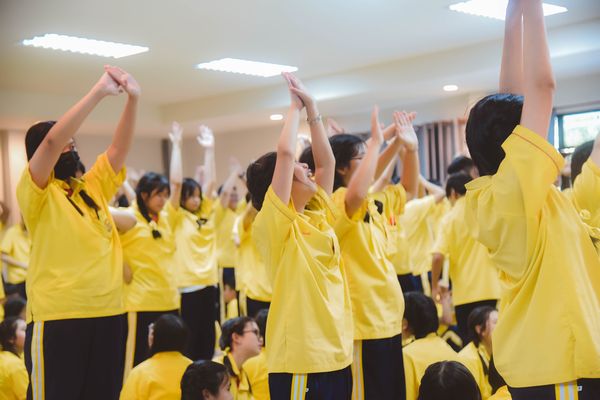 โรงเรียนปรีชานุศาสน์