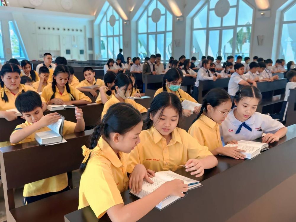 โรงเรียนปรีชานุศาสน์