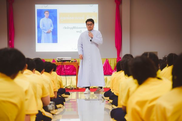 โรงเรียนปรีชานุศาสน์