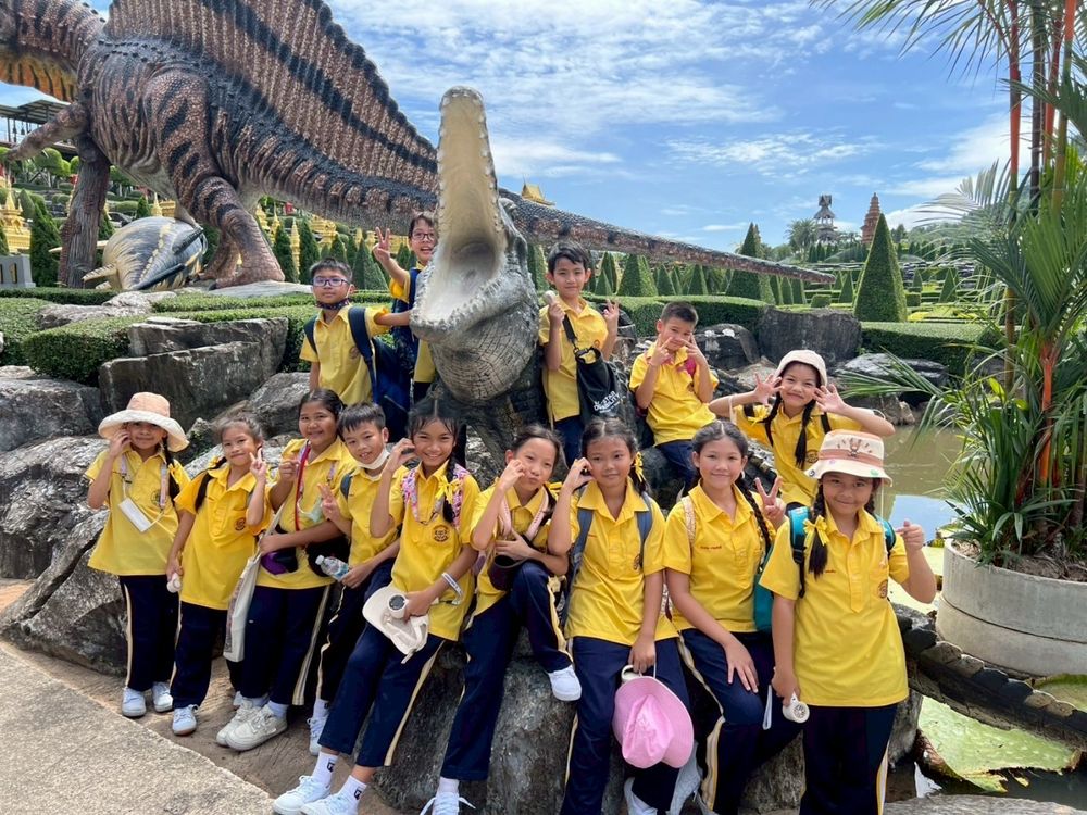 โรงเรียนปรีชานุศาสน์
