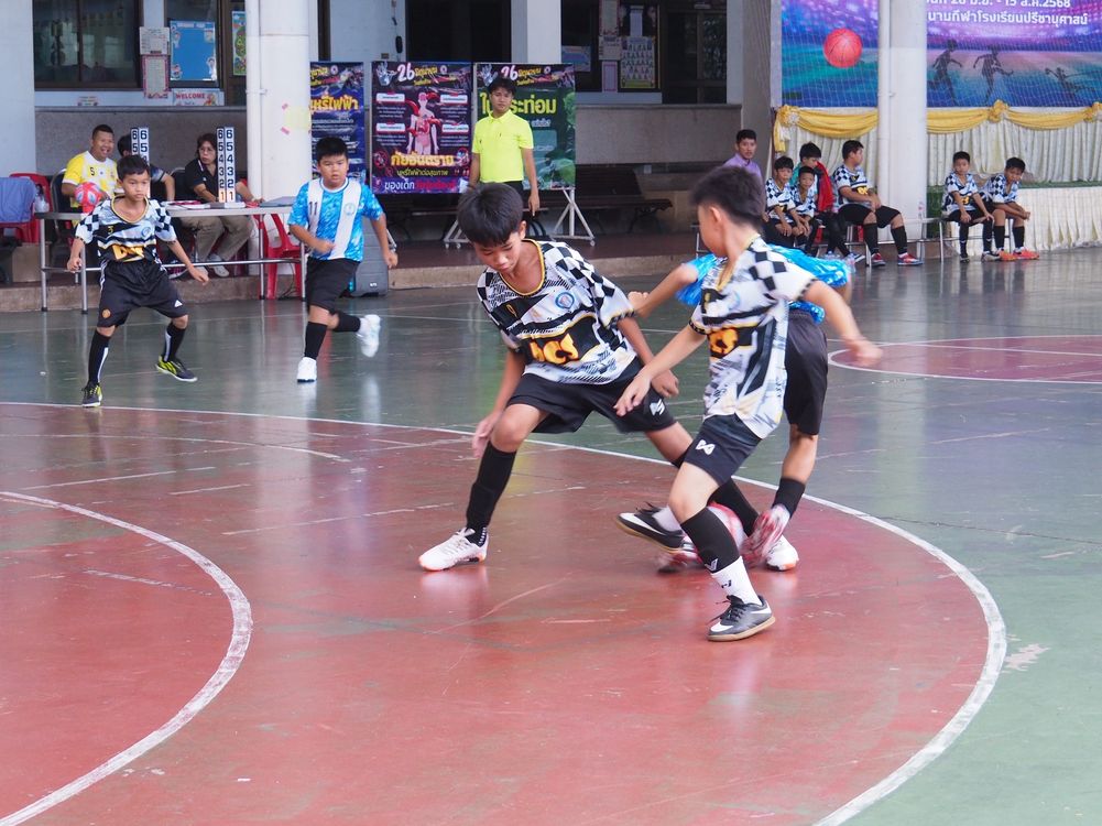 โรงเรียนปรีชานุศาสน์