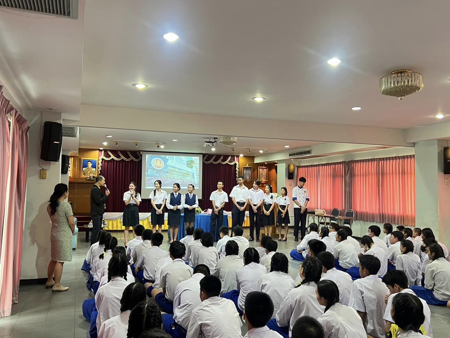 โรงเรียนปรีชานุศาสน์