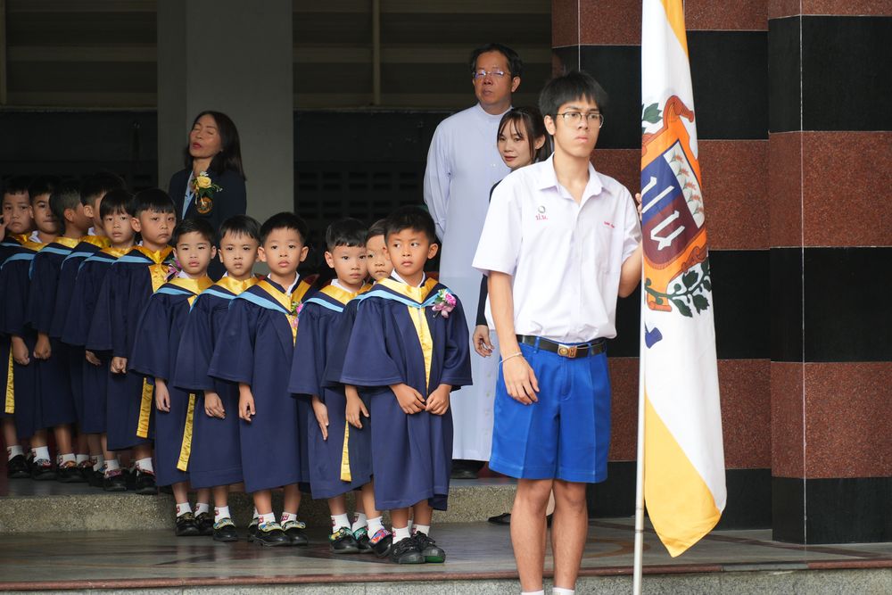 โรงเรียนปรีชานุศาสน์