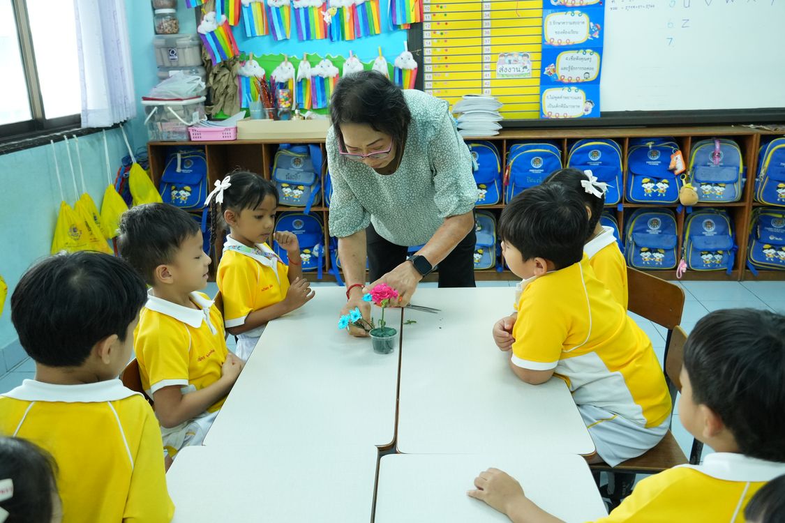 โรงเรียนปรีชานุศาสน์