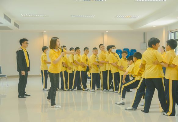 โรงเรียนปรีชานุศาสน์