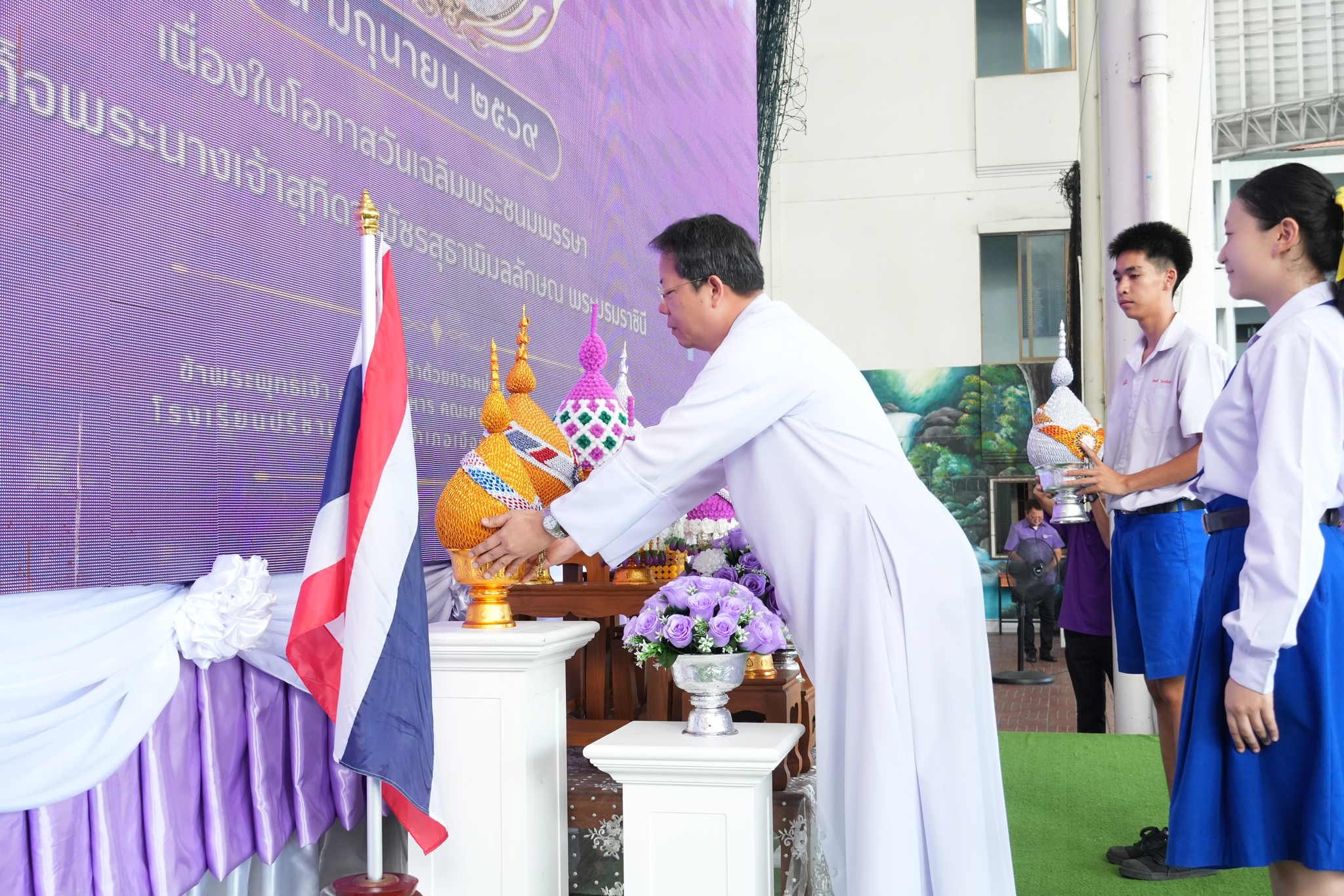 โรงเรียนปรีชานุศาสน์