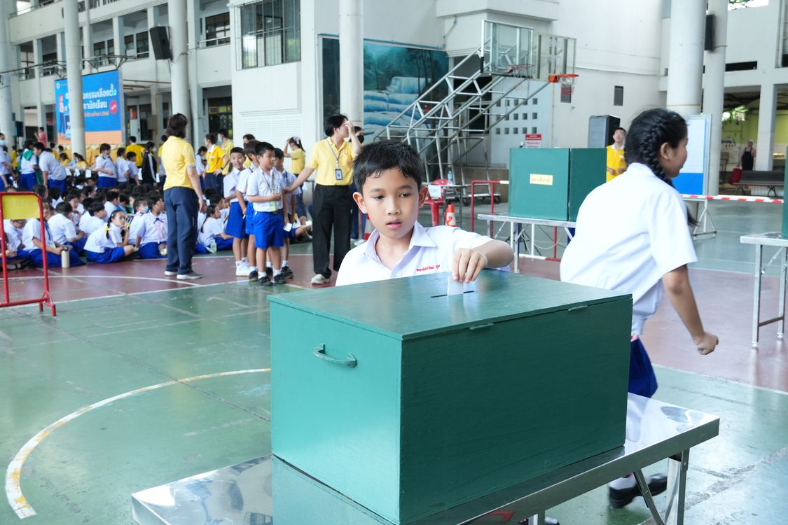 โรงเรียนปรีชานุศาสน์