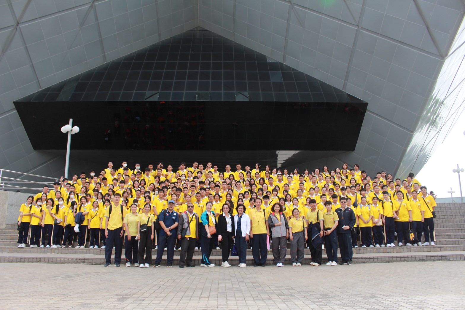 โรงเรียนปรีชานุศาสน์