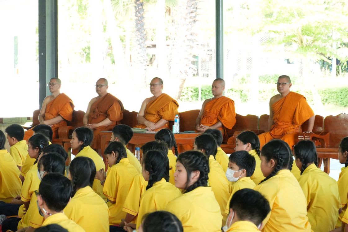 โรงเรียนปรีชานุศาสน์
