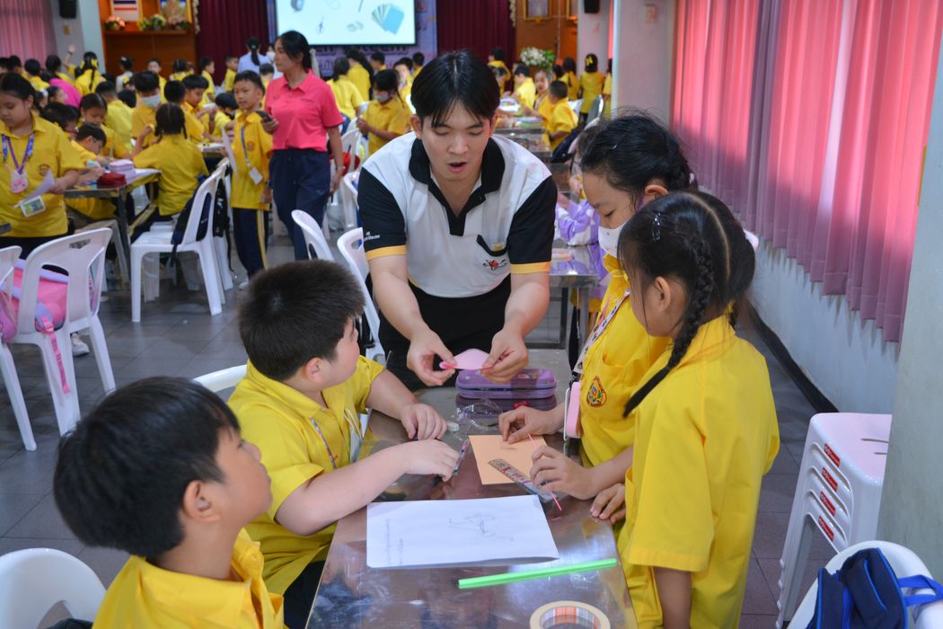 โรงเรียนปรีชานุศาสน์