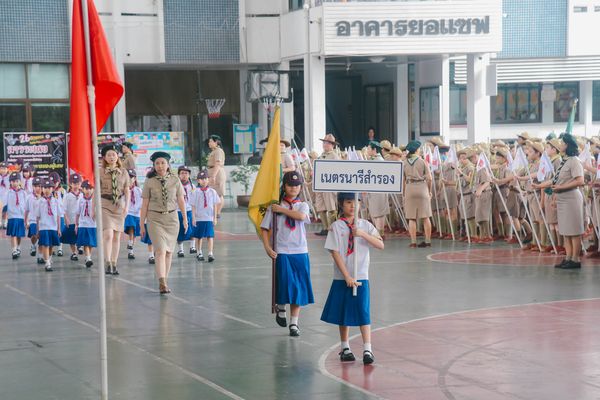 โรงเรียนปรีชานุศาสน์