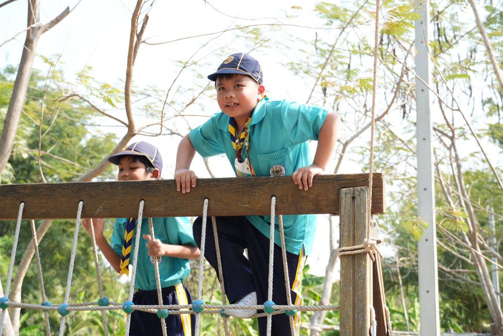 โรงเรียนปรีชานุศาสน์