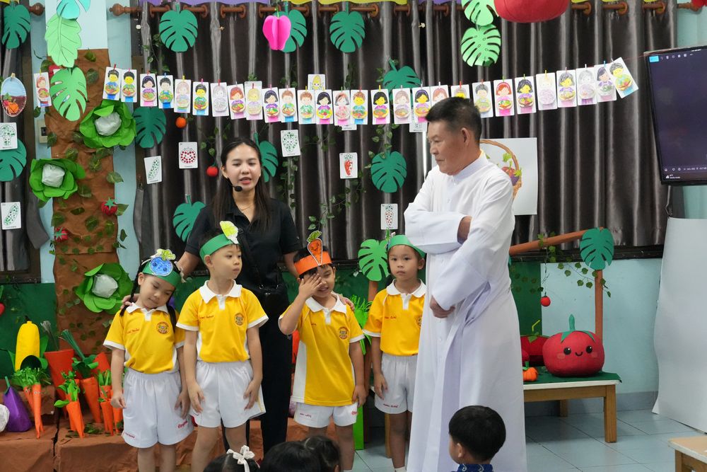 โรงเรียนปรีชานุศาสน์