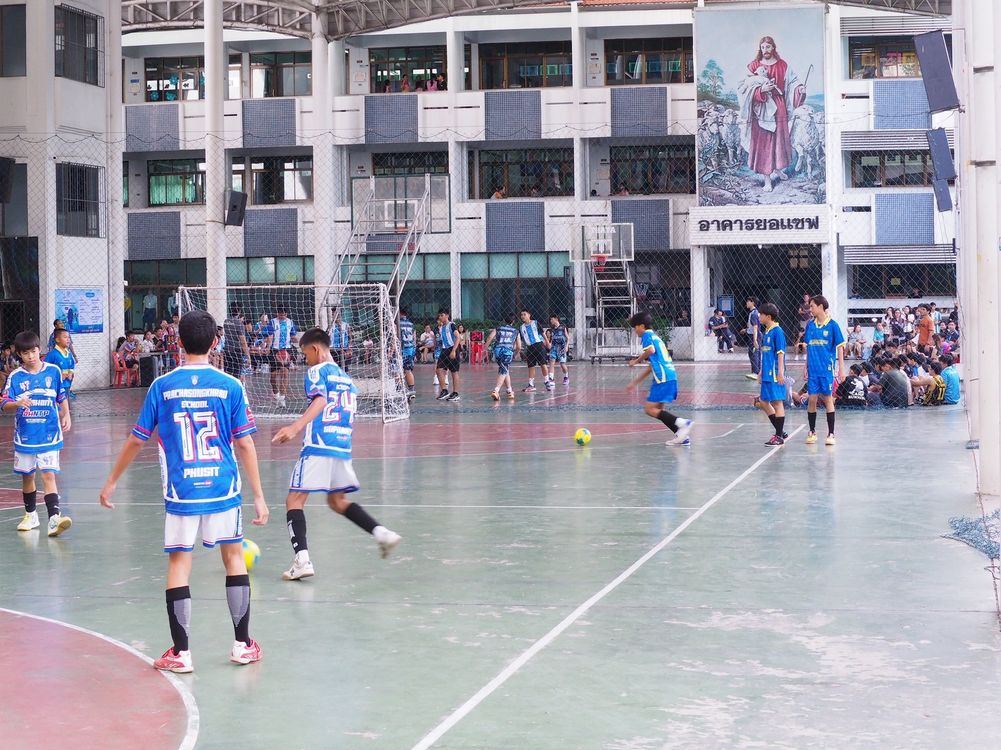 โรงเรียนปรีชานุศาสน์