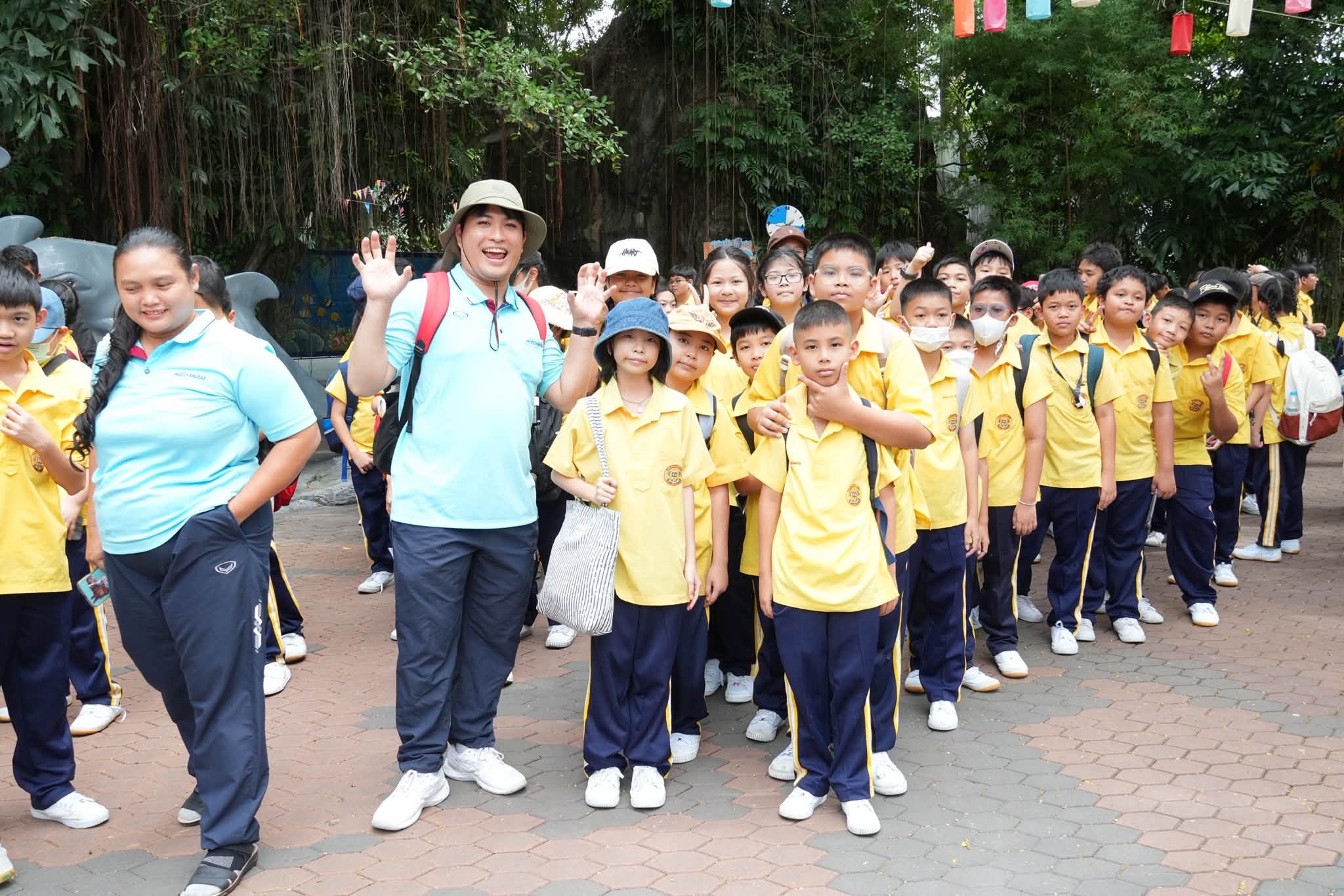 โรงเรียนปรีชานุศาสน์