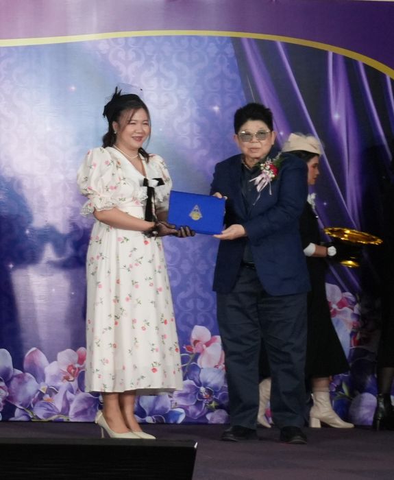 โรงเรียนปรีชานุศาสน์