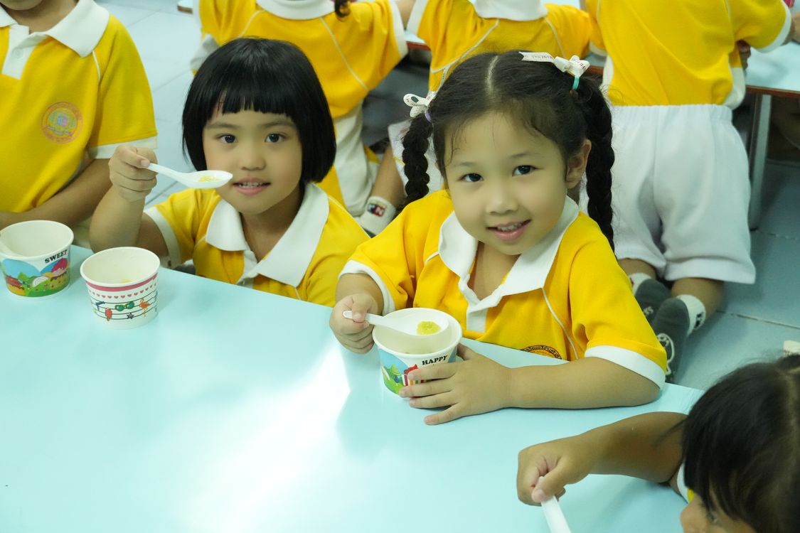 โรงเรียนปรีชานุศาสน์