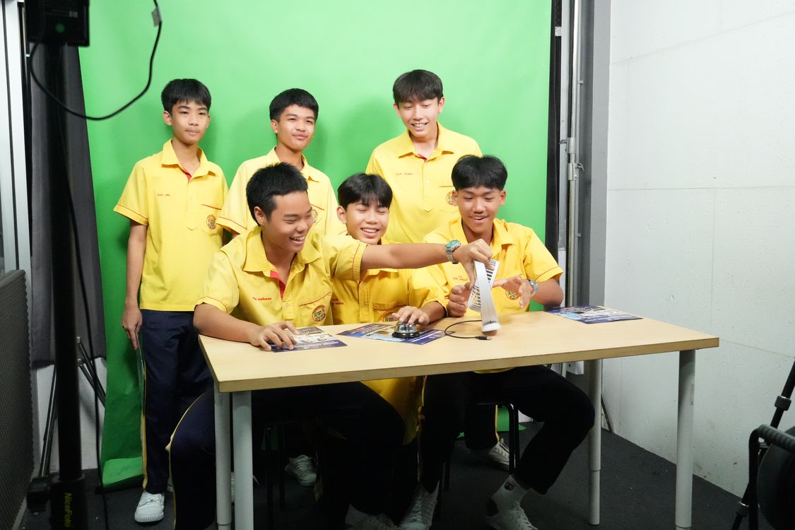 โรงเรียนปรีชานุศาสน์