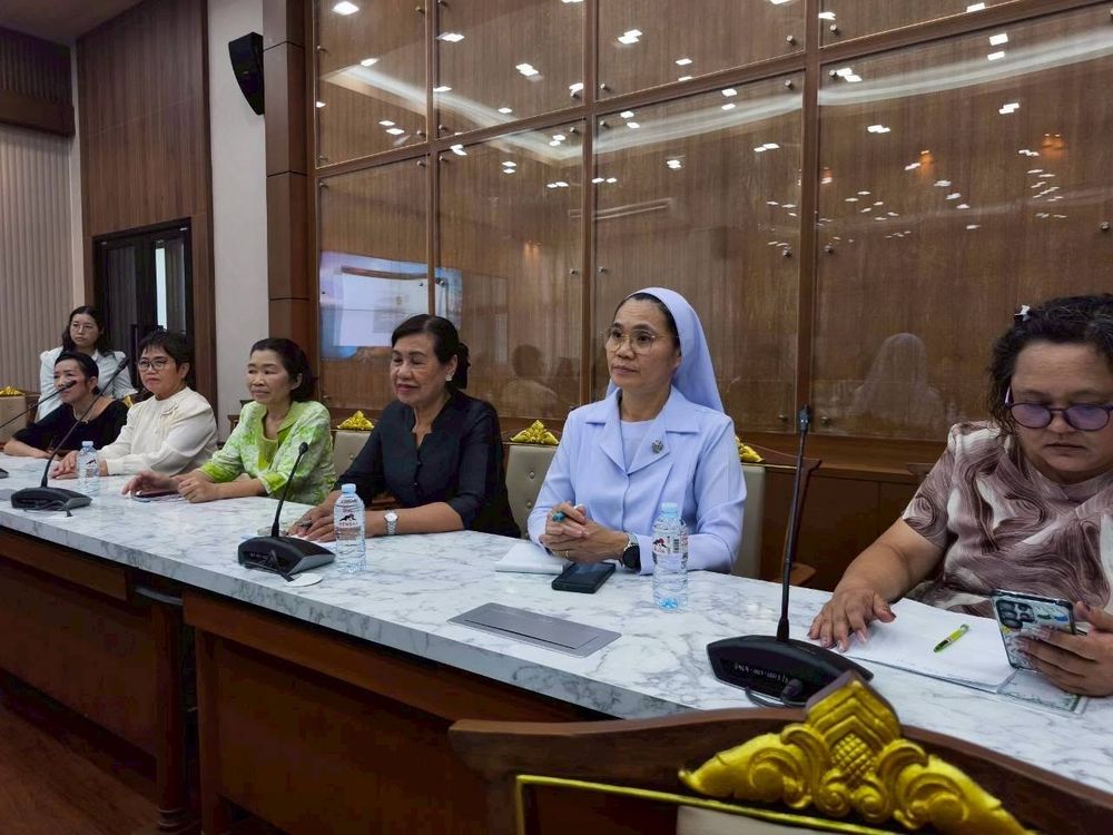 โรงเรียนปรีชานุศาสน์