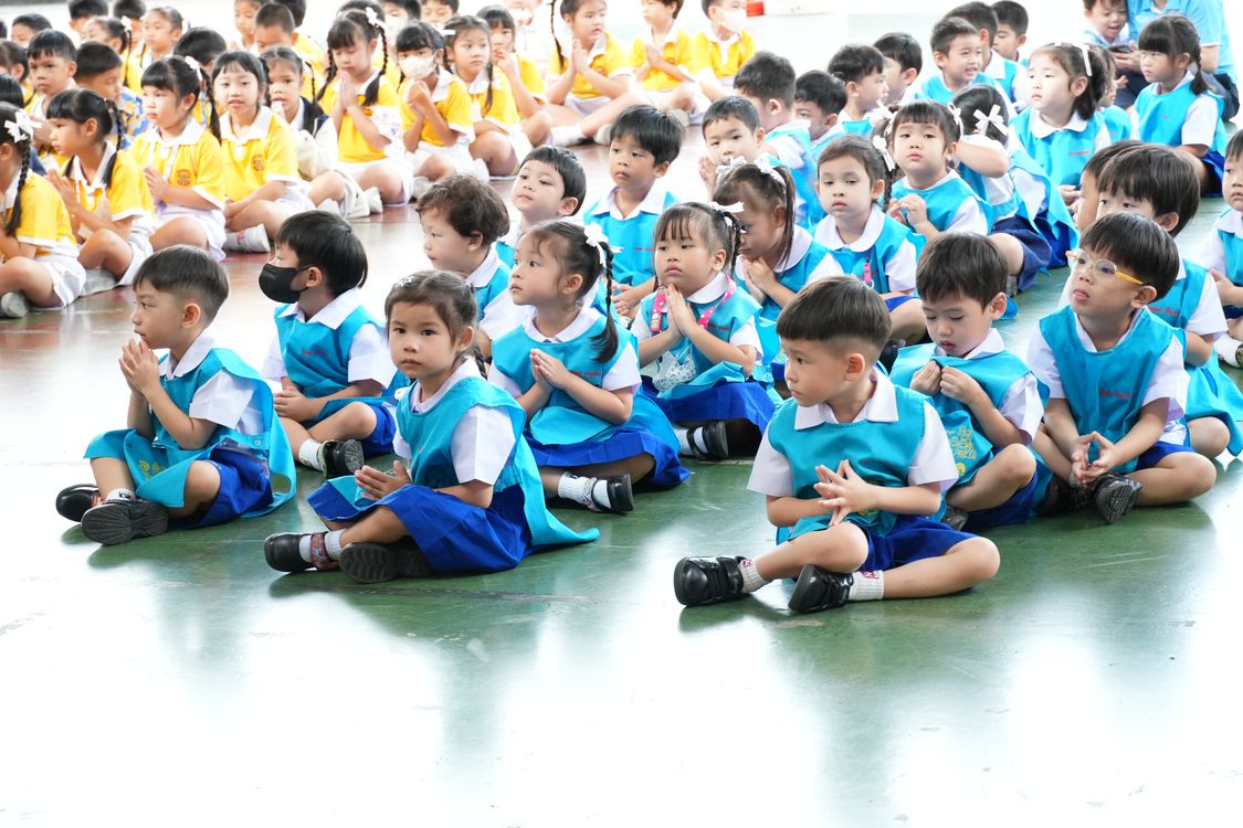 โรงเรียนปรีชานุศาสน์