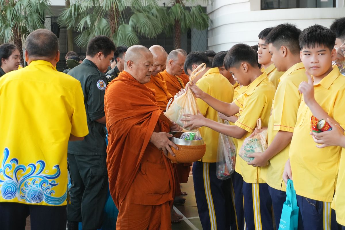 โรงเรียนปรีชานุศาสน์