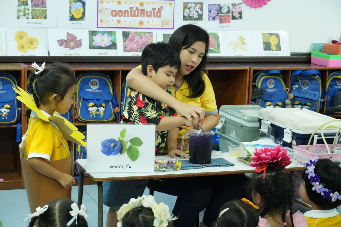 โรงเรียนปรีชานุศาสน์